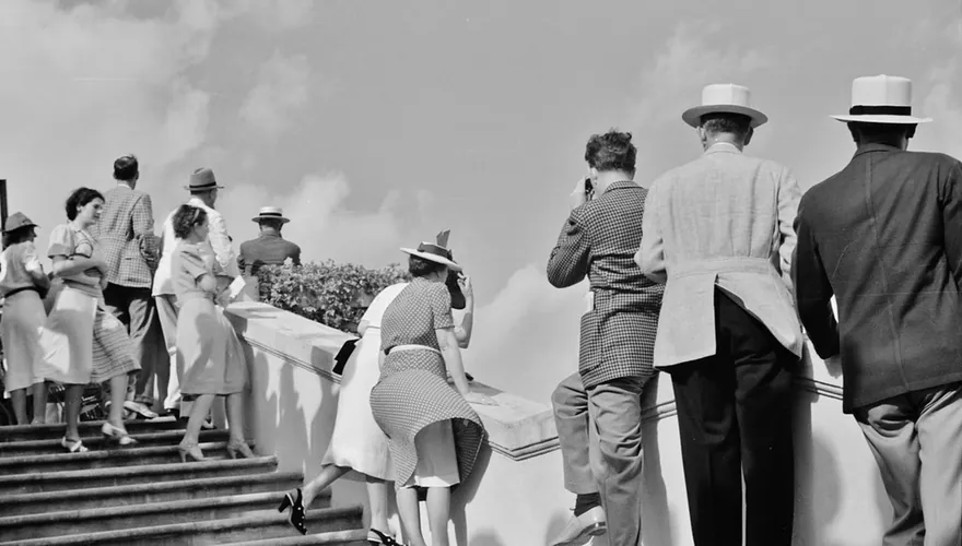 Race-day crowd at Hialeah Park, Florida